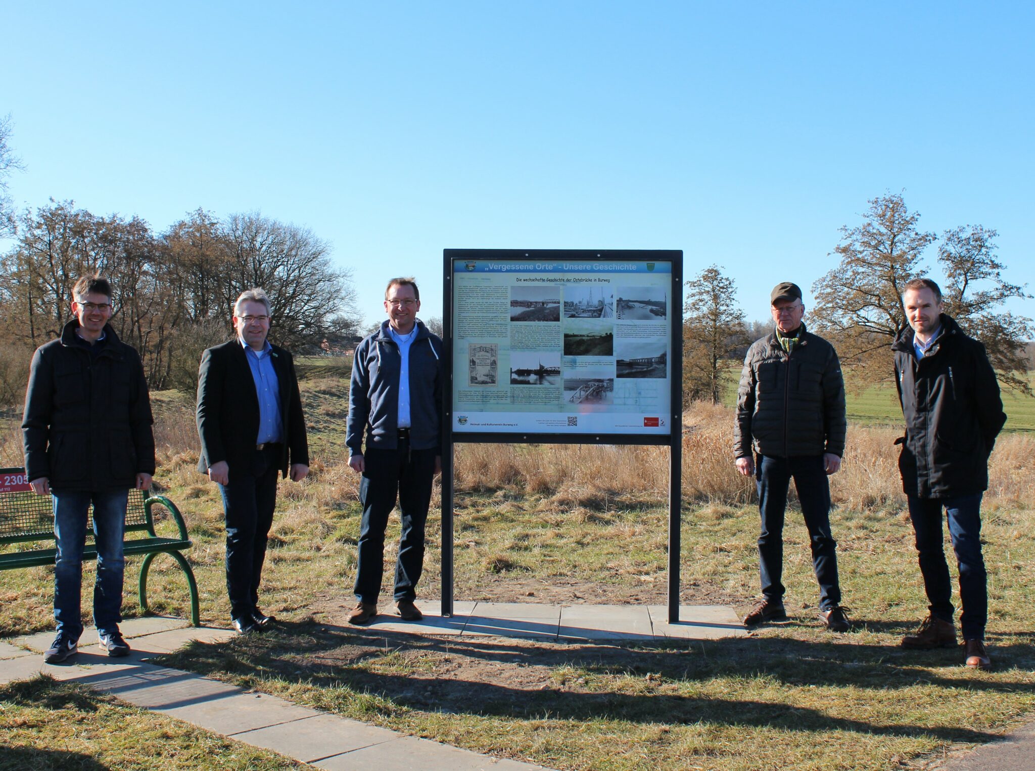 Neue Informationstafel des Heimat und Kulturvereins Burweg e.V